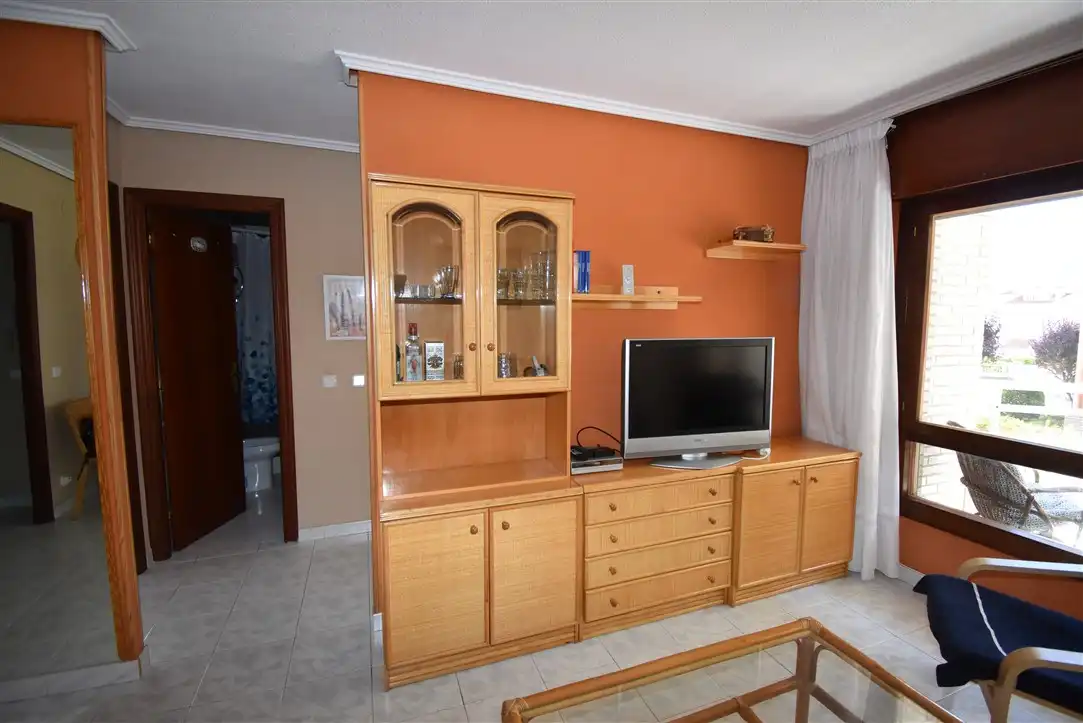 Wohnzimmer von Erdgeschoss zur Miete in Noja mit Terrasse, Möbliert und Gemeinschaftspool