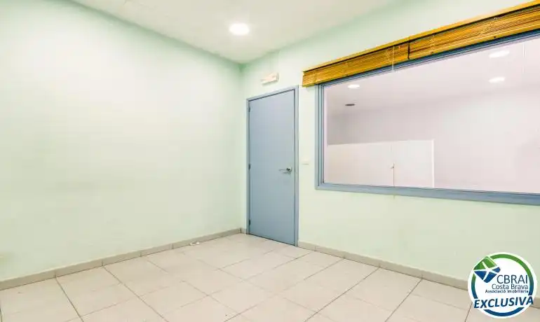 Business premises for sale in Carrer del Doctor Alexander Fleming, imagen 11