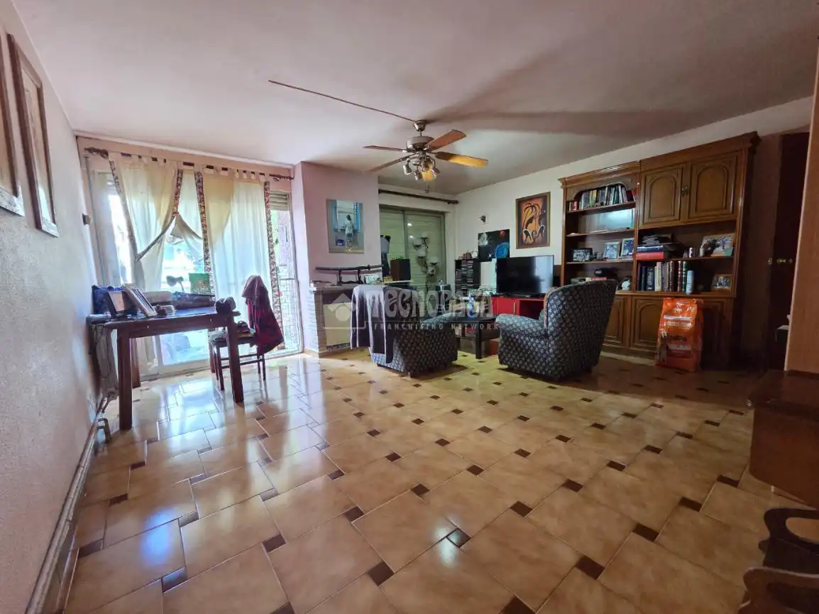Living room of Detached homes for sale in Velilla de San Antonio  with Heating, Private garden and Terrace