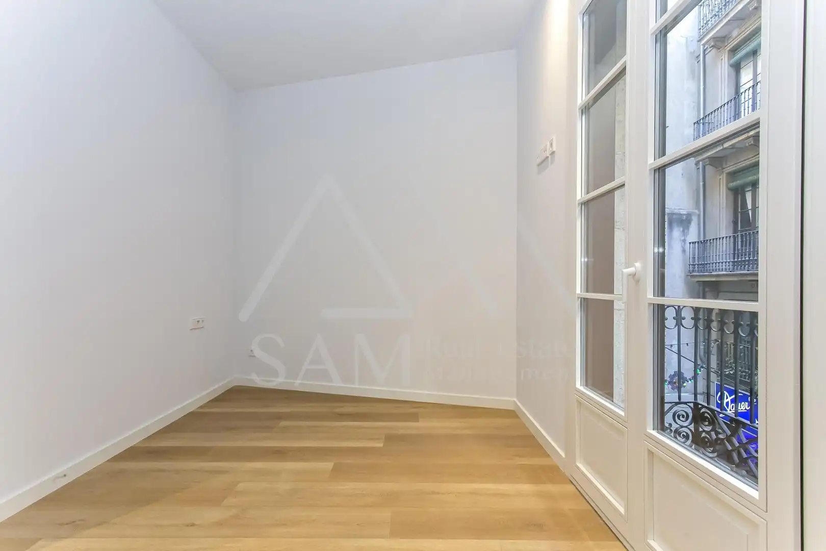 Schlafzimmer von Wohnung zum Verkauf in Barcelona mit Heizung und Gemeinschaftspool