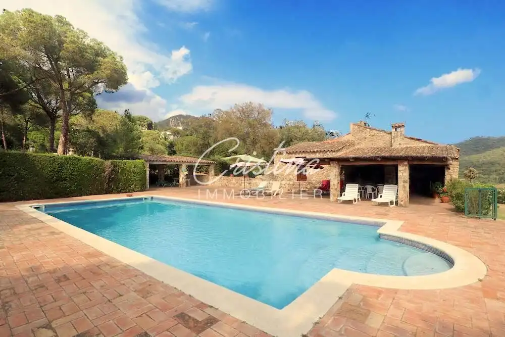 Schwimmbecken von Country house zum Verkauf in Santa Cristina d'Aro mit Heizung, Privatgarten und Schwimmbad