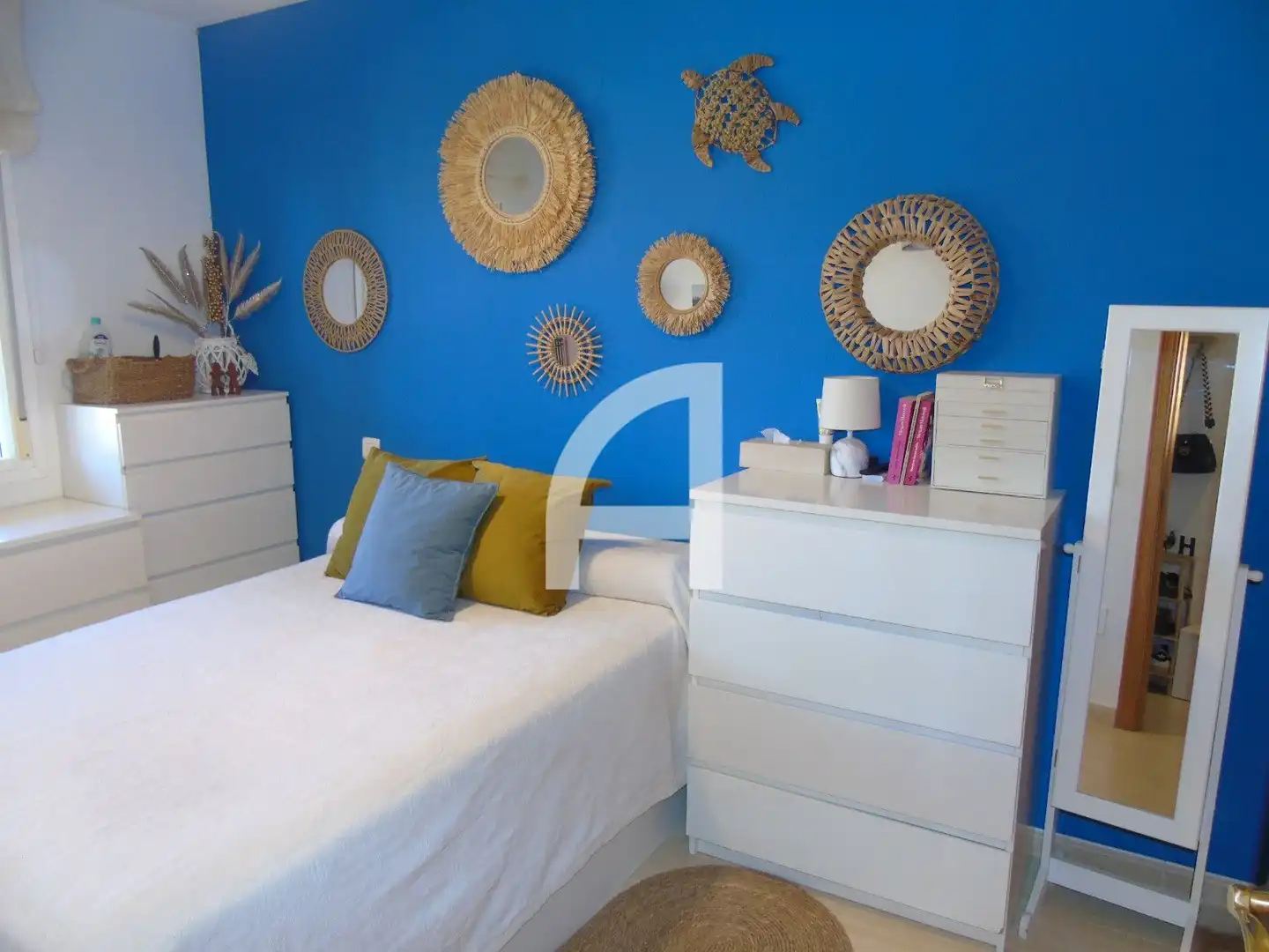 Habitación de Piso en venta en Fuengirola con Aire acondicionado, Calefacción y Terraza