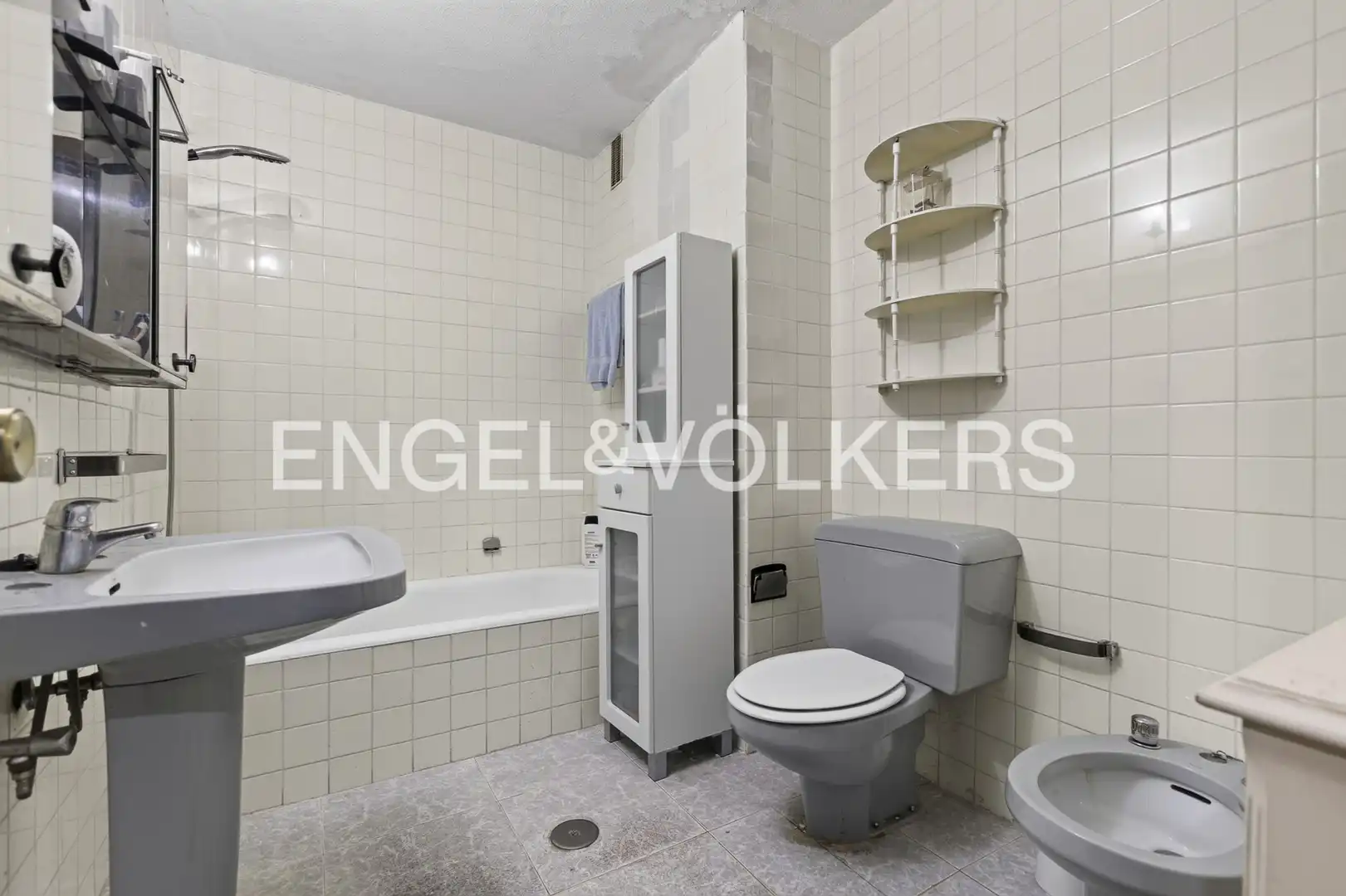 Baño de Piso en venta en Sevilla con Aire acondicionado, Calefacción y Parquet