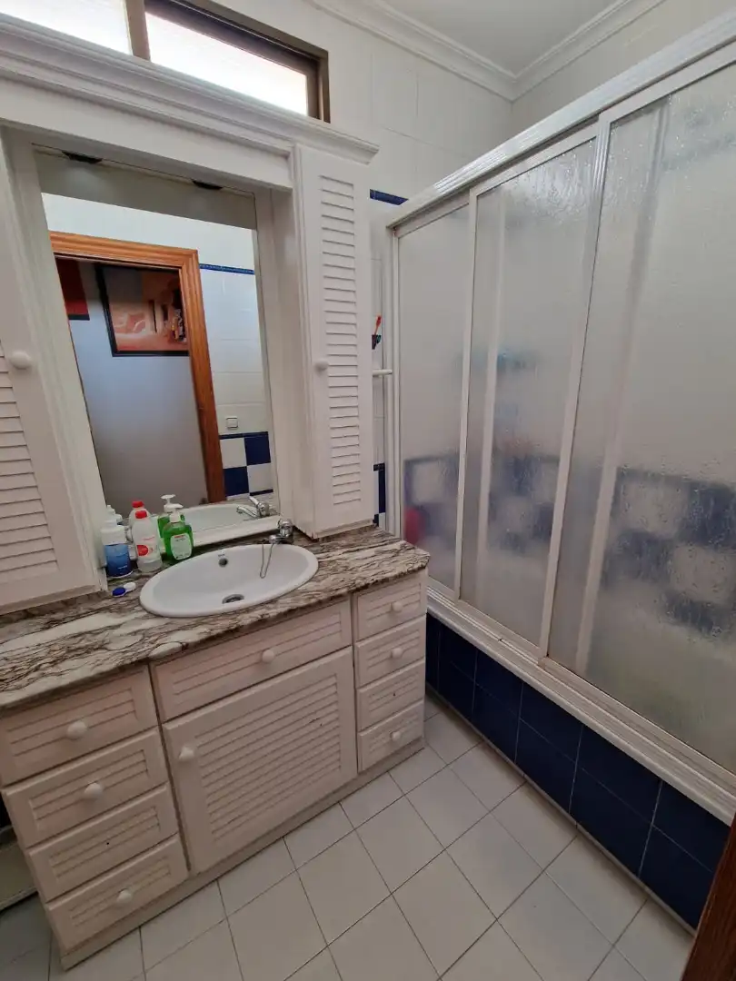 Bathroom of Duplexes for sale in Fernán-Núñez  with Air Conditioner, Terrace and Storage room
