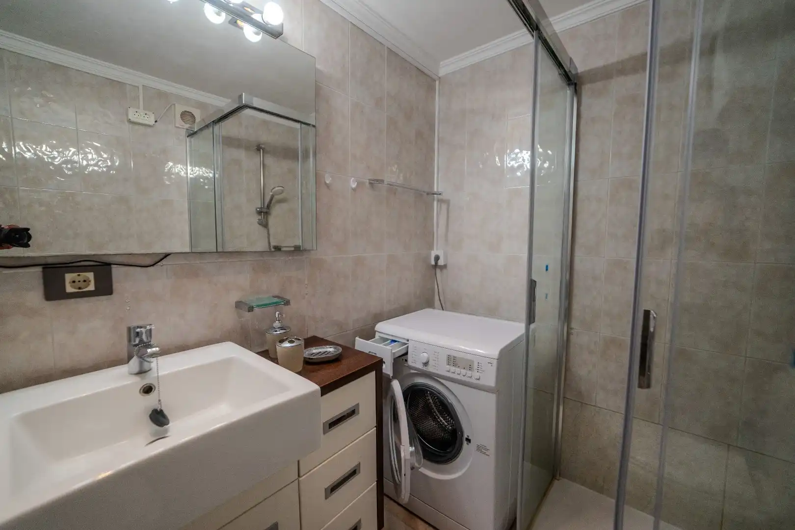 Bathroom of Apartments for sale in San Bartolomé de Tirajana