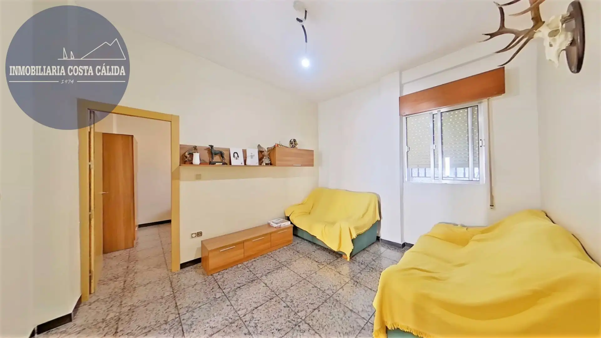 Sala d'estar de Casa o xalet en venda en Águilas amb Aire condicionat, Calefacció i Terrassa
