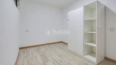 Foto 3 de Piso en venta en Les Roquetes,  Barcelona Capital