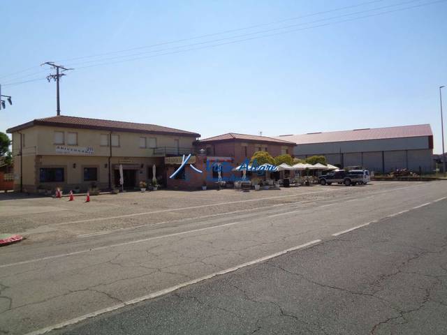 Edificio en Venta en Cuzcurrita de Río Tirón