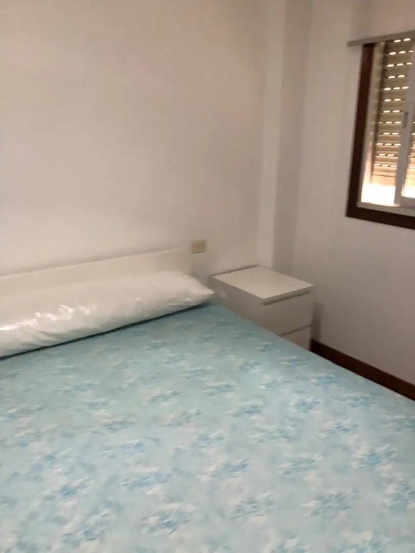 Habitación de Piso de alquiler en Santiago de Compostela  con Amueblado
