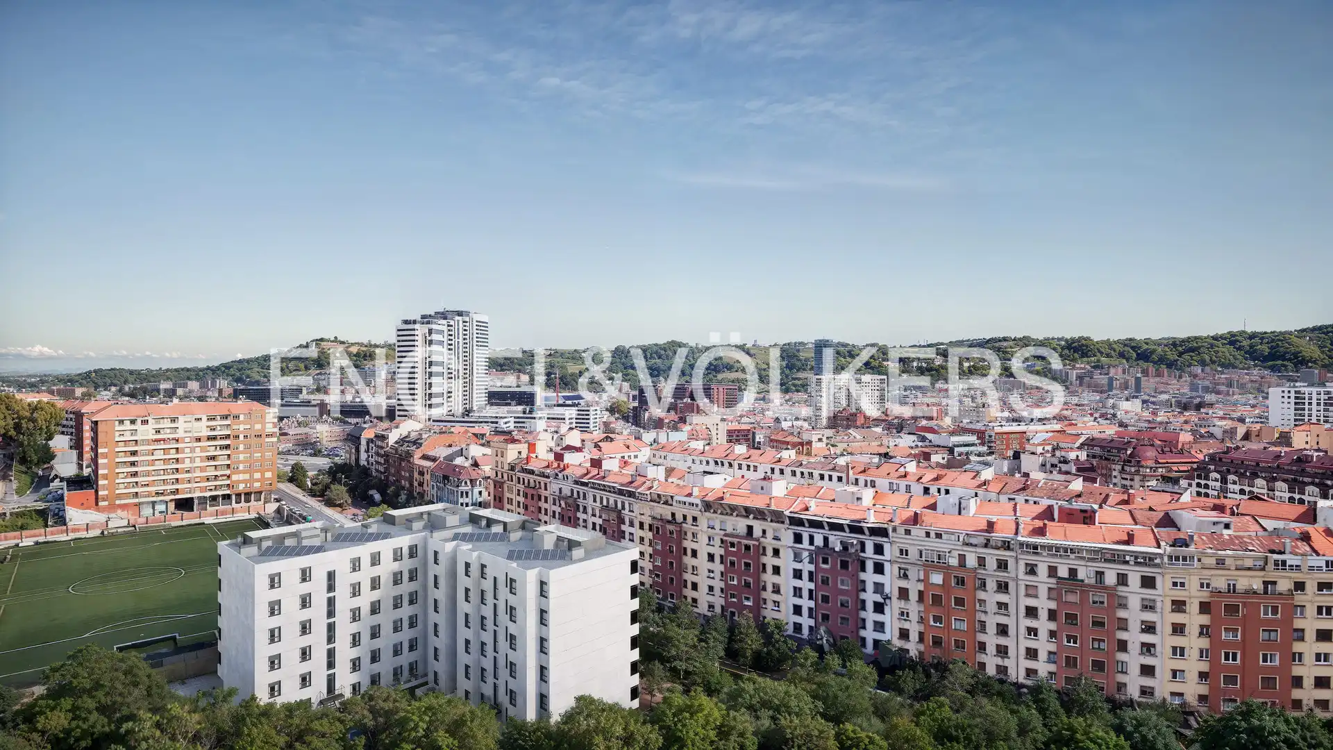 Vista exterior de Pis en venda en Bilbao  amb Calefacció, Terrassa i Traster