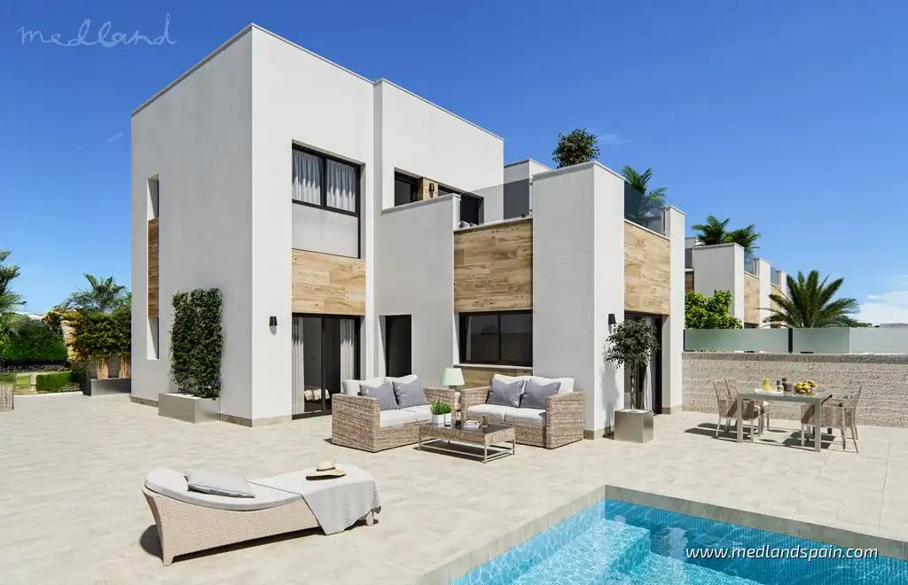 Chalet con piscina en venta en San Fulgencio