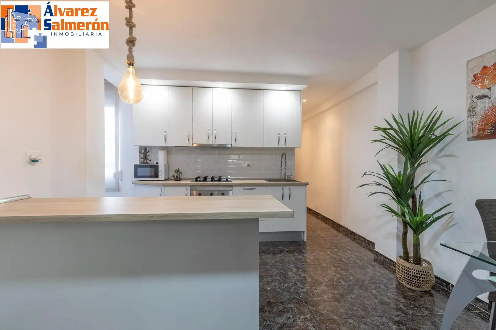 Piso con terraza en venta en Calle de Laureado López Muñoz