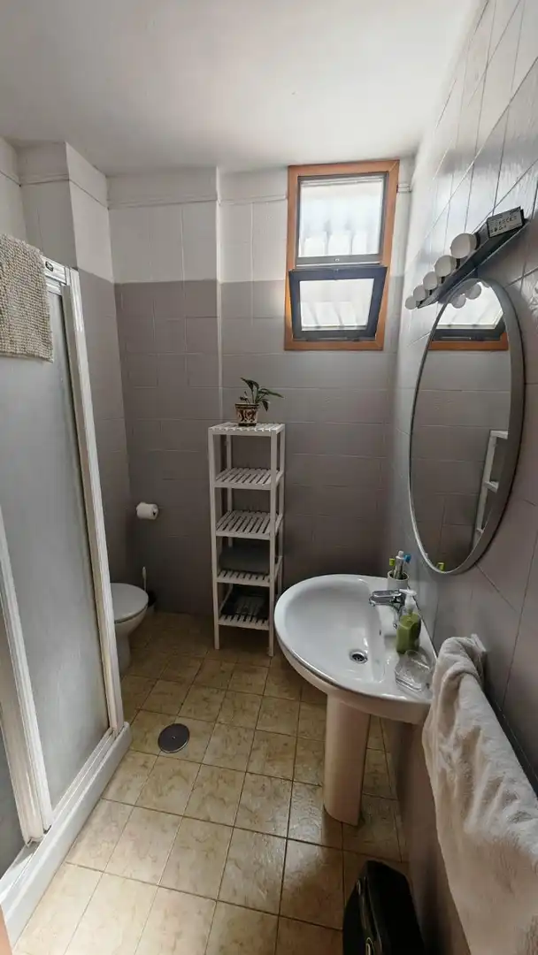 Baño de Apartamento de alquiler en Sanlúcar de Barrameda con Aire acondicionado y Amueblado