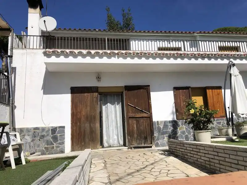 Detached house for sale in Carrer Montnegre