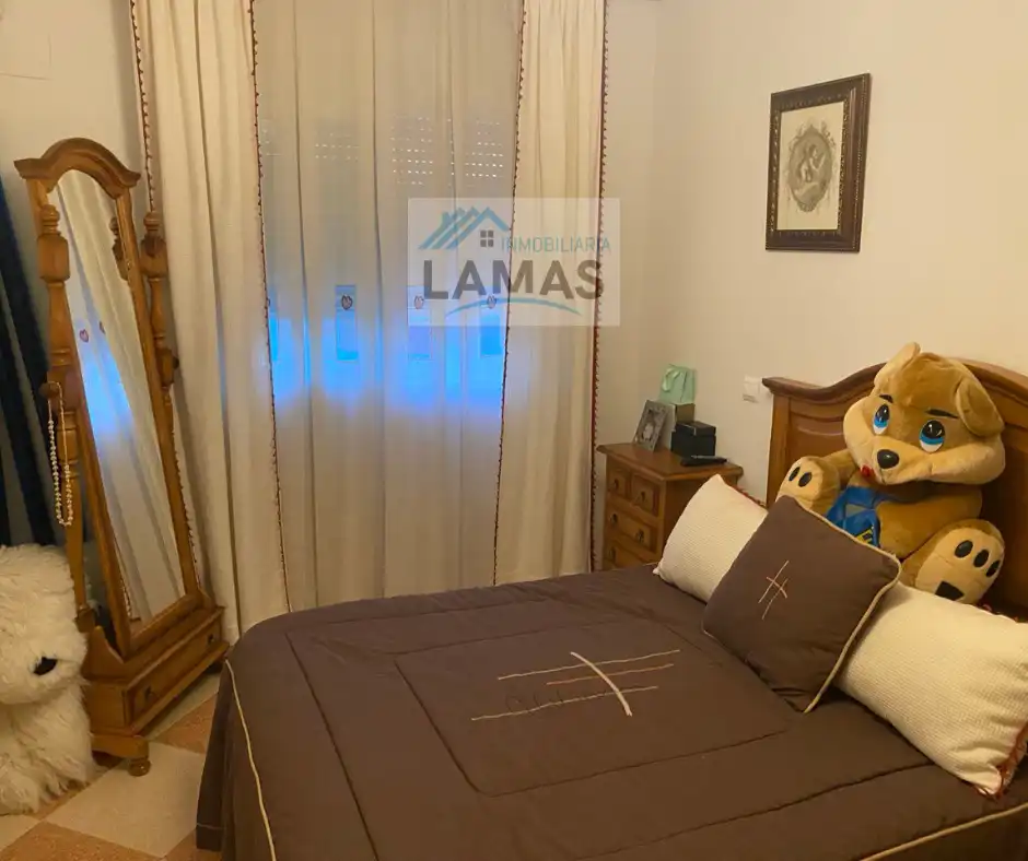 Vista exterior de Casa adosada en venta en Talayuela con Amueblado