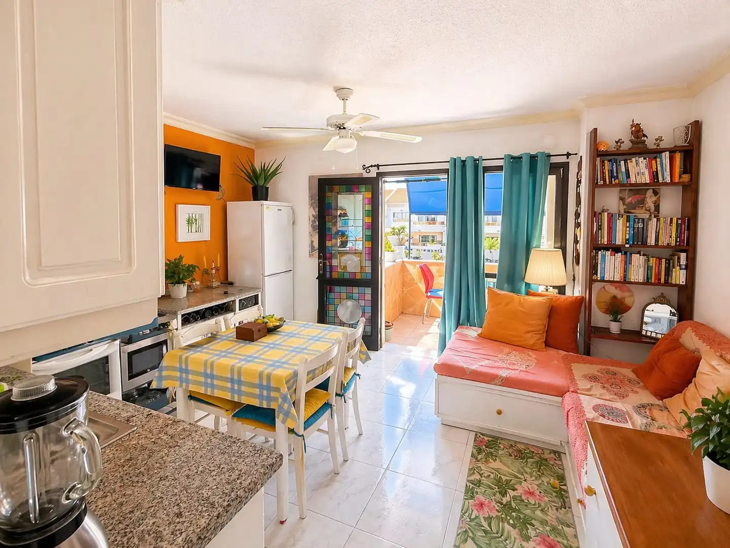 Apartament amb terrassa en venda a Los Cristianos, imagen 2