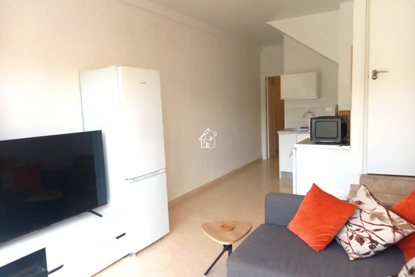 Sala d'estar de Casa adosada de lloguer en Orihuela amb Aire condicionat, Jardí privat i Terrassa