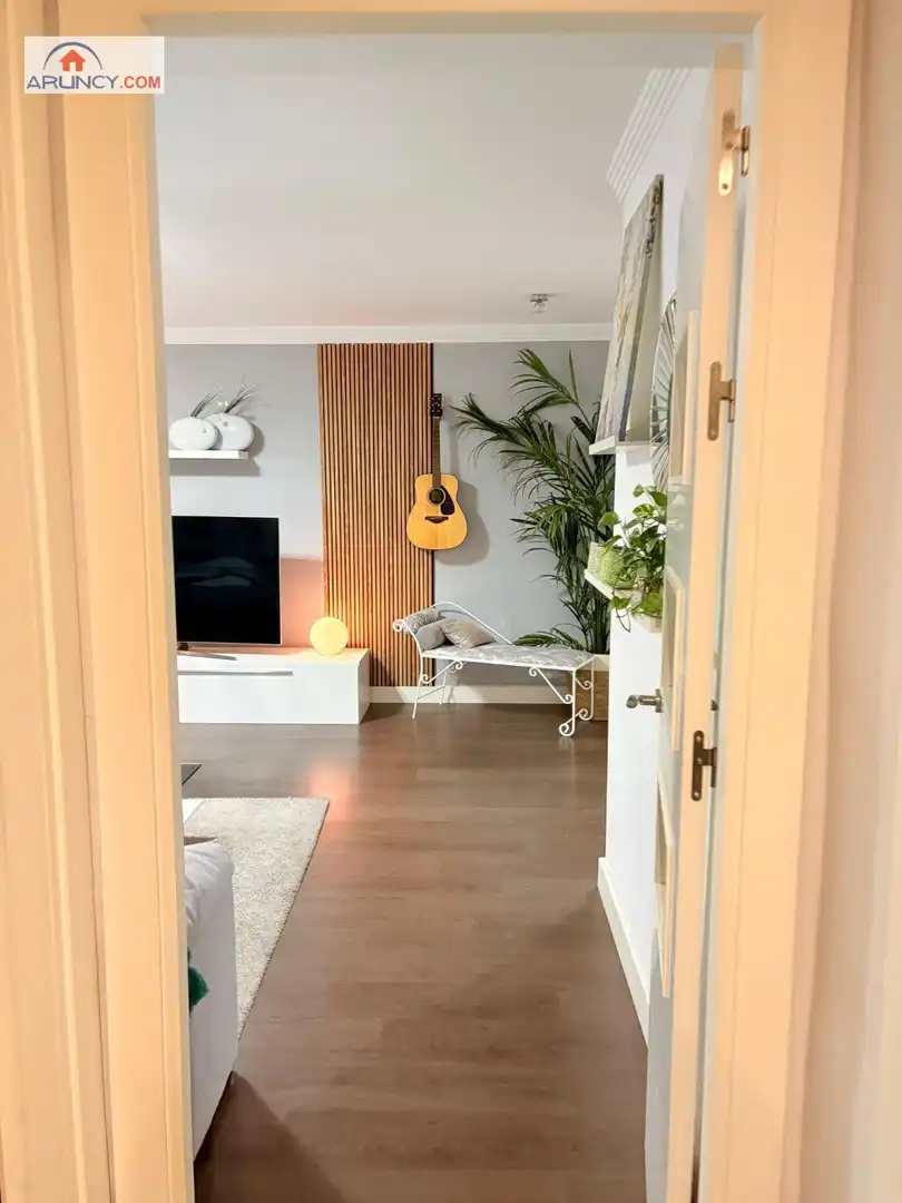 Living room of Flat for sale in Sevilla  with Air Conditioner and Furnished
