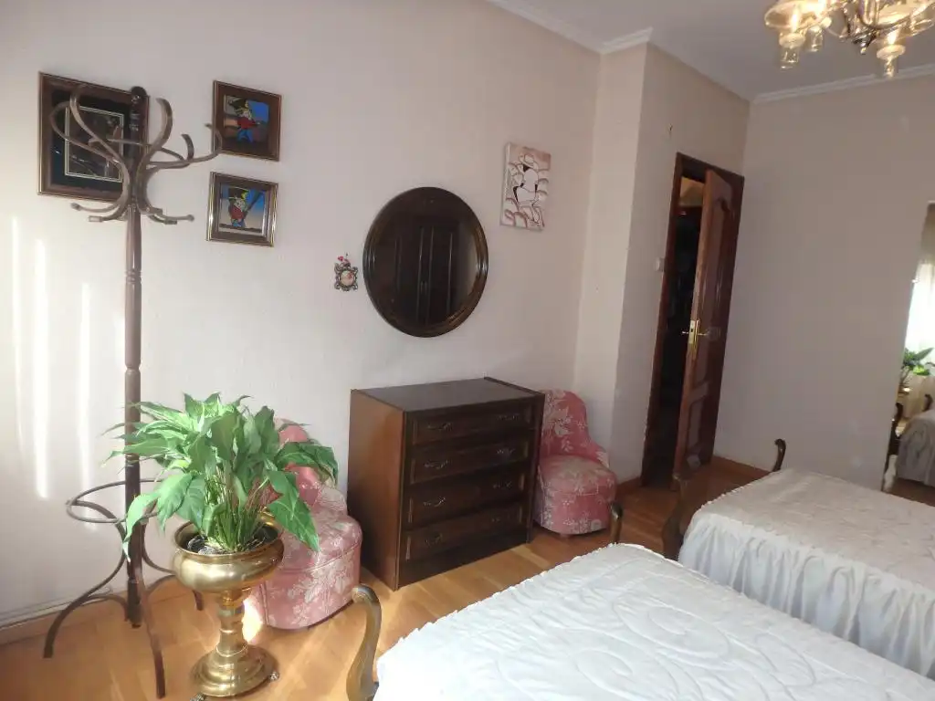 Schlafzimmer von Wohnung zum Verkauf in  Pamplona / Iruña mit Heizung und Terrasse