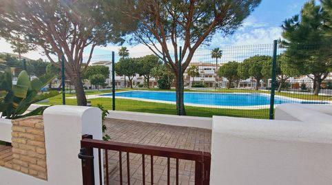 Foto 4 de Apartamento en venta en La Barrosa, Chiclana de la Frontera