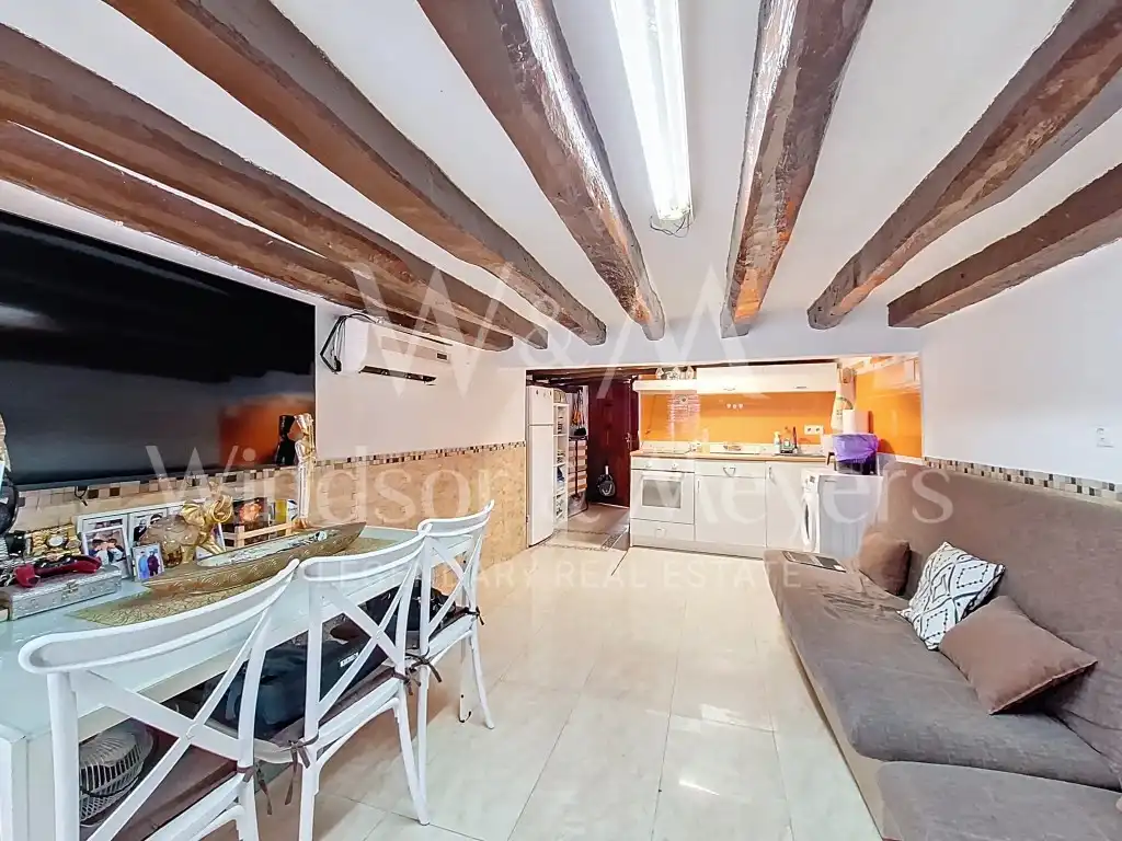 Cuina de Estudi en venda en Eivissa amb TV i Balcó
