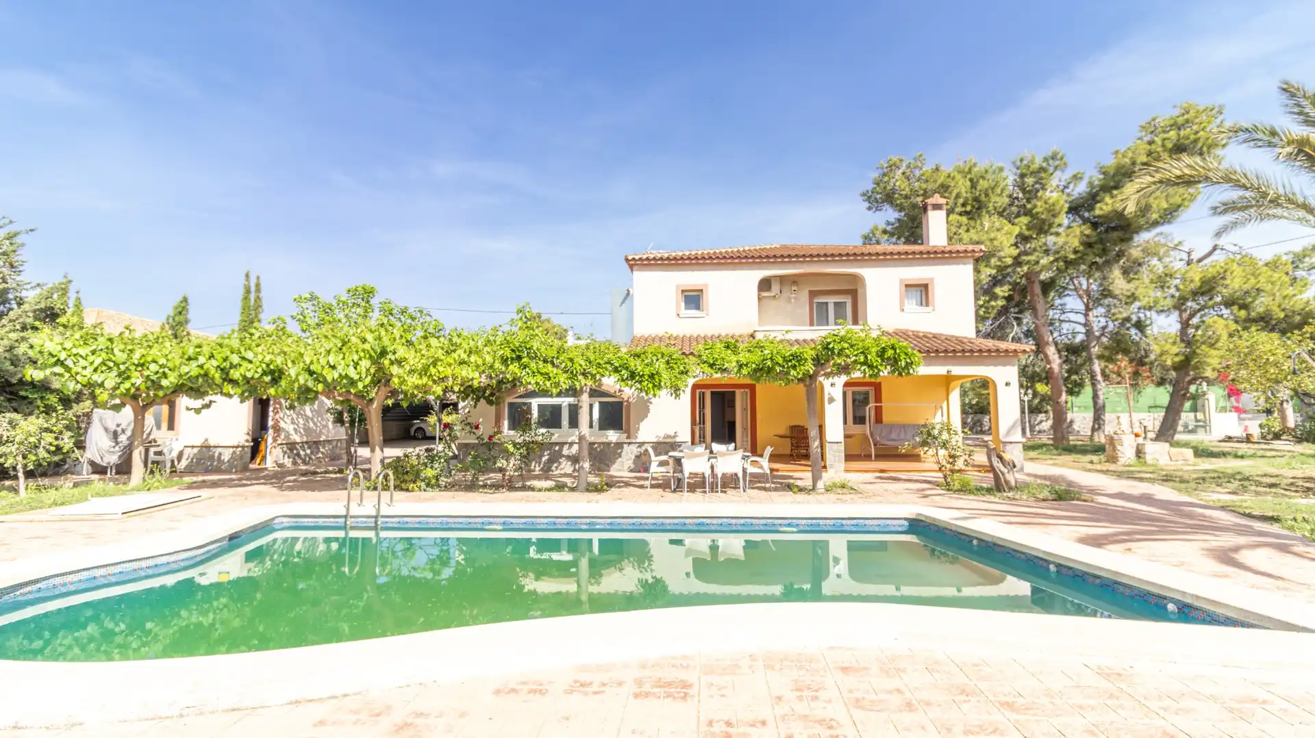 Jardín de Casa o chalet en venta en Elche / Elx con Aire acondicionado, Calefacción y Terraza