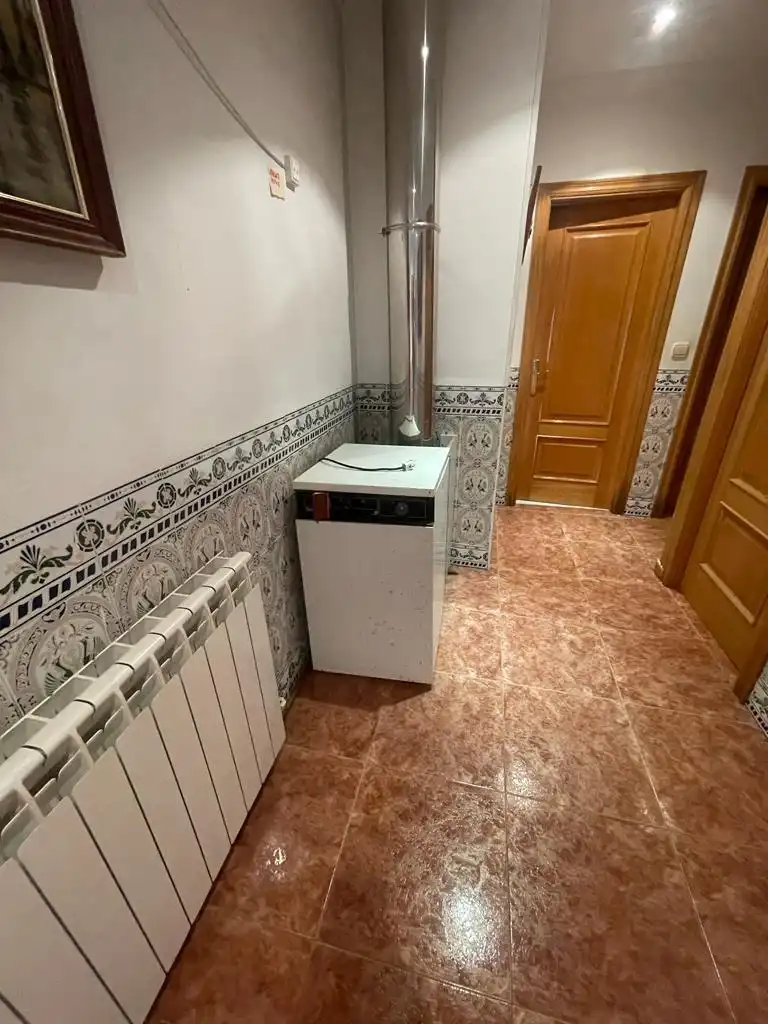 Detached house with pool for sale in Carretera Medina Tordesillas, imagen 5