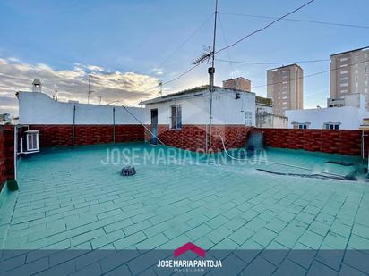 Vista exterior de Casa o xalet en venda en Jerez de la Frontera amb Calefacció