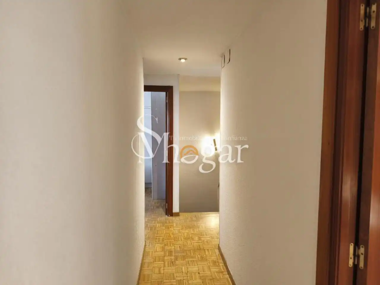 Dúplex en venta en Toledo con Calefacción, Trastero y Piscina