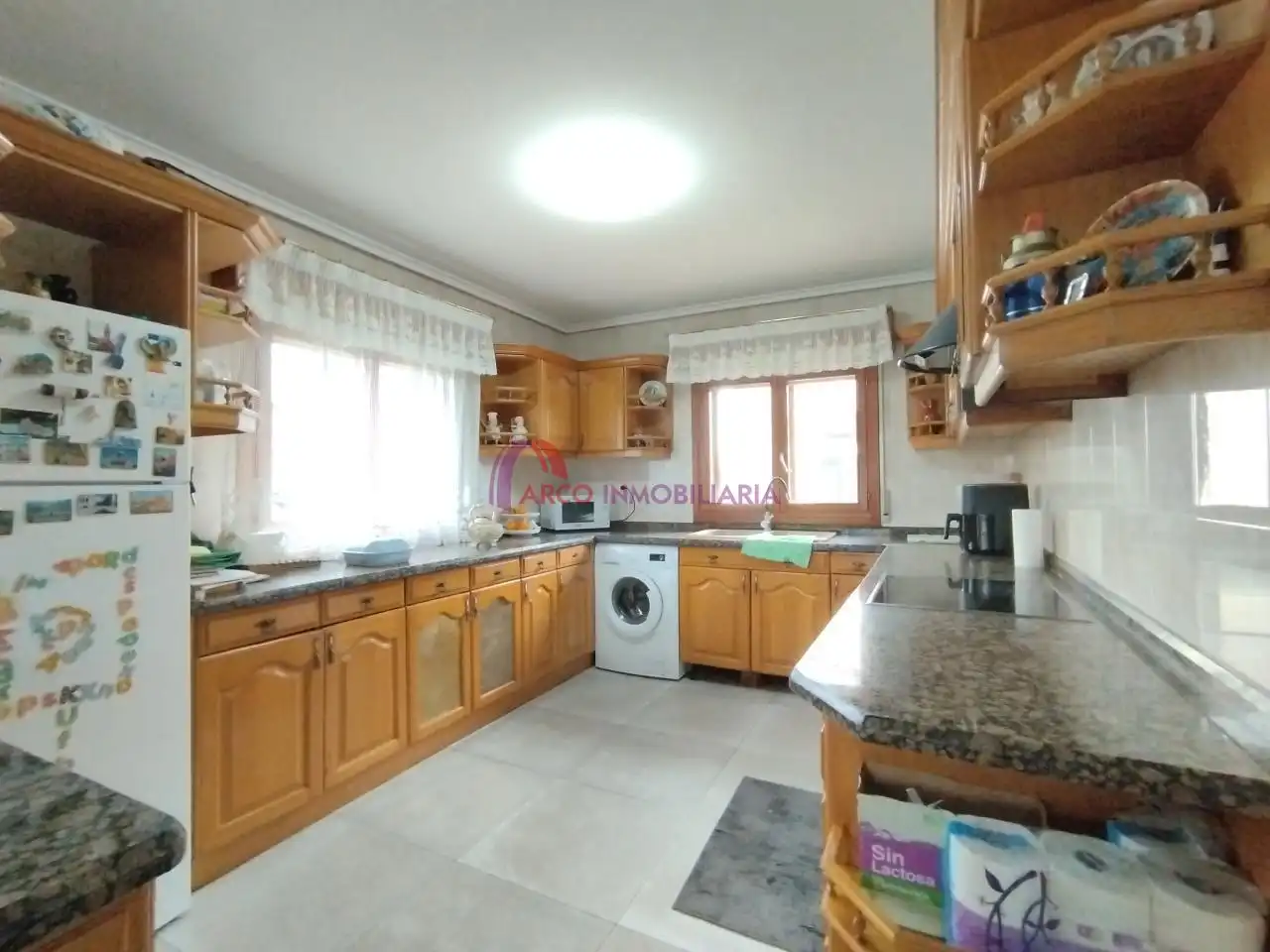 Cocina de Casa o chalet en venta en Tardajos con Calefacción, Jardín privado y Parquet