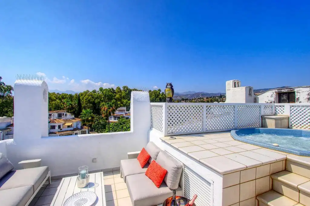 Terraza de Ático en venta en Marbella con Aire acondicionado, Calefacción y Terraza