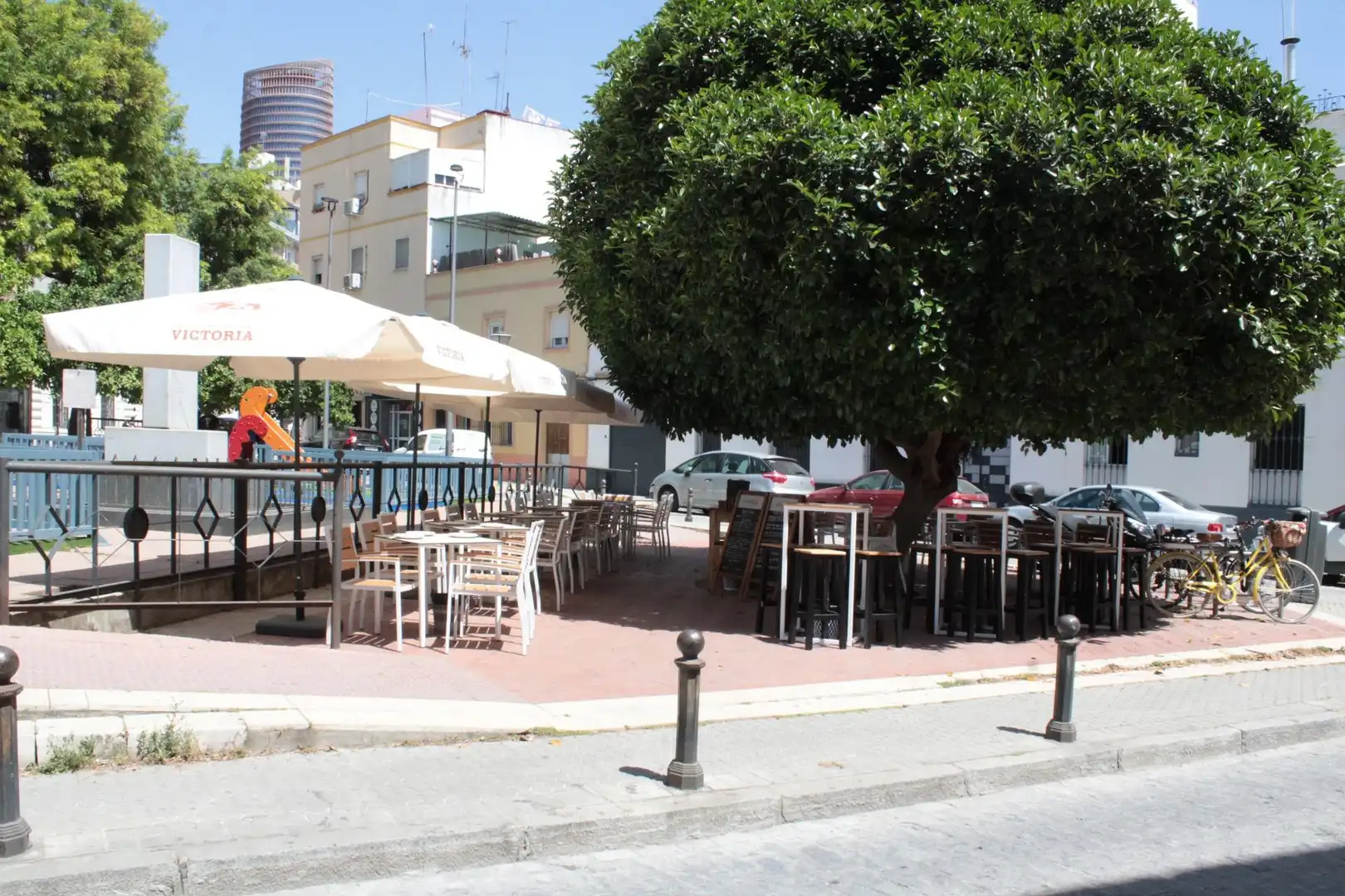 Commercial properties for transfer in Sevilla  with Air Conditioner
