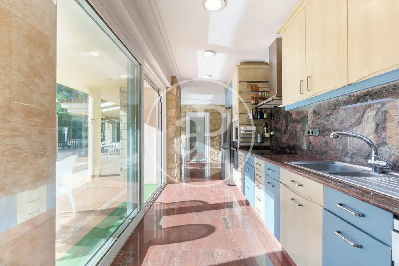 Cocina de Casa o chalet en venta en Serra con Aire acondicionado, Calefacción y Jardín privado