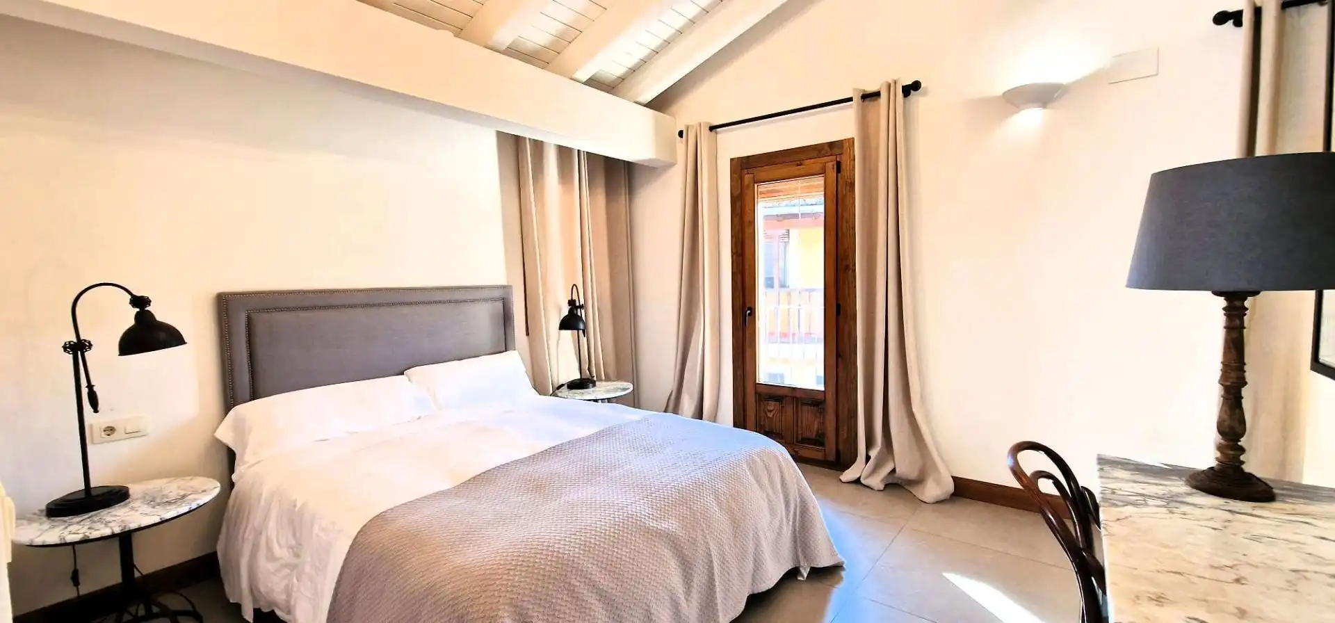 Casa adosada en venta en Garganta la Olla