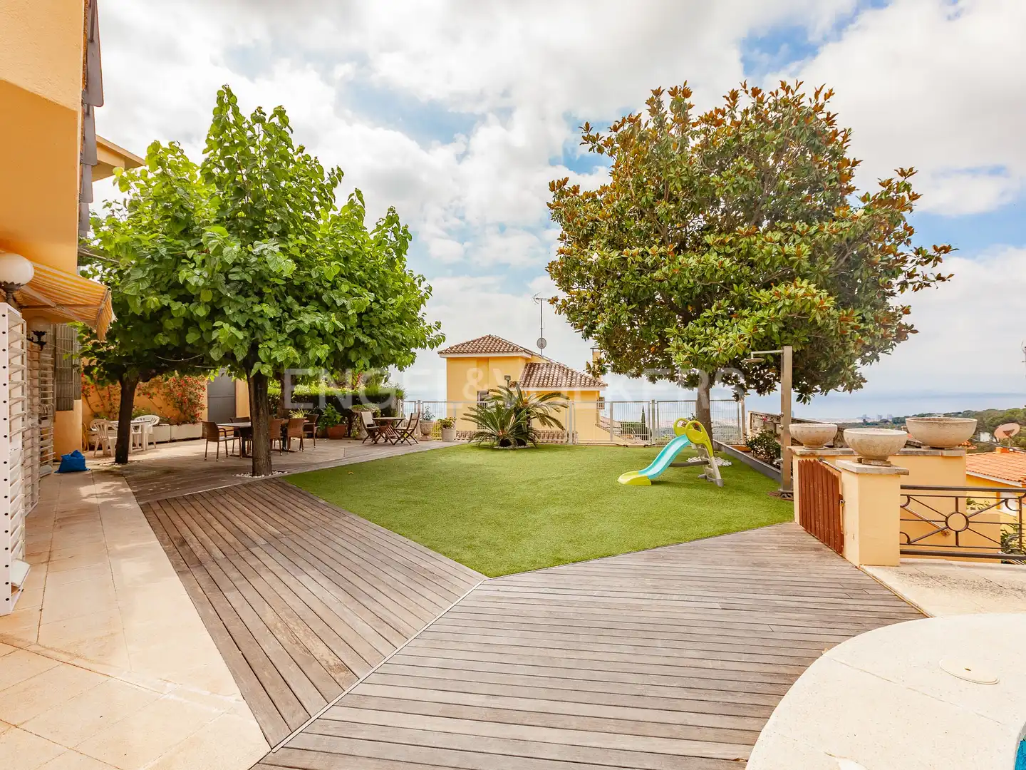 Terraza de Casa o chalet en venta en Mataró con Aire acondicionado, Calefacción y Jardín privado