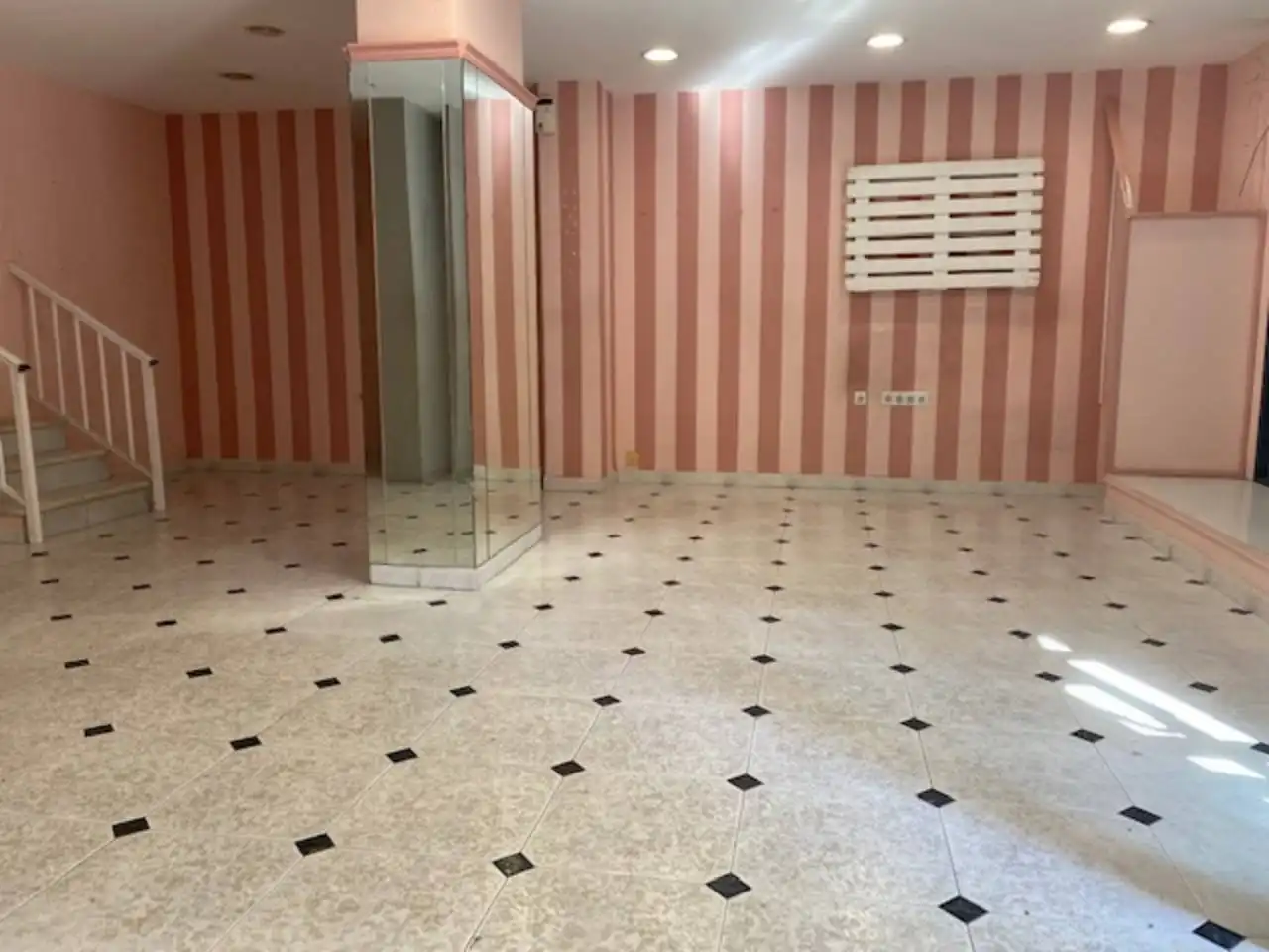 Locale commerciale in affitto a Estepona Pueblo, imagen 5