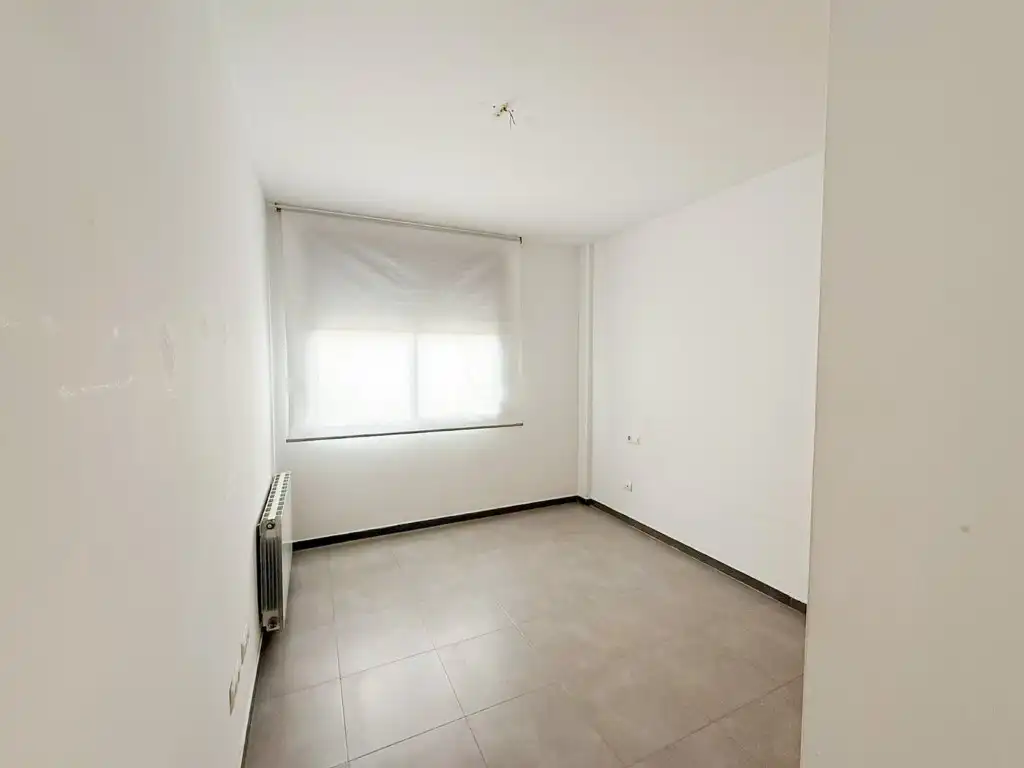 Dormitori de Dúplex en venda en Figueres amb Aire condicionat i Moblat