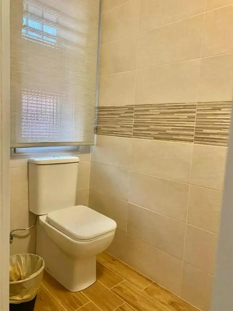 Baño de Piso de alquiler en Madrid con Aire acondicionado, Calefacción y Amueblado