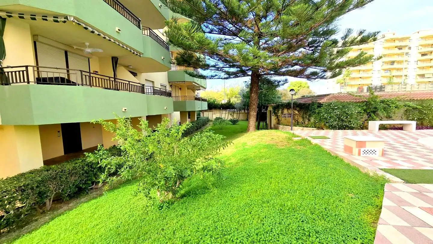 Apartamento de alquiler en Camp De Morvedre, 51, Playa de Gandia