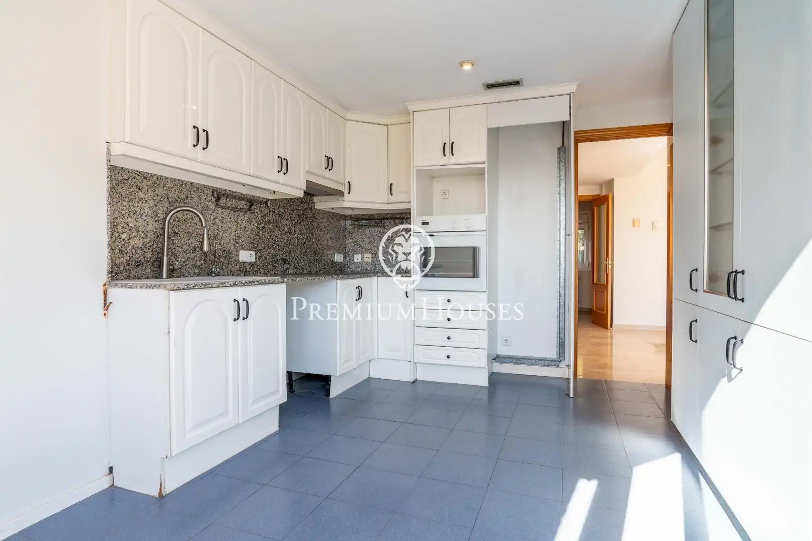Kitchen of Attic for sale in Sitges  with Heating, Private garden and Terrace