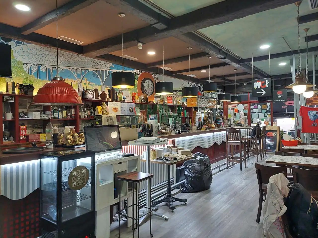 Local comercial en traspaso en Casco Viejo