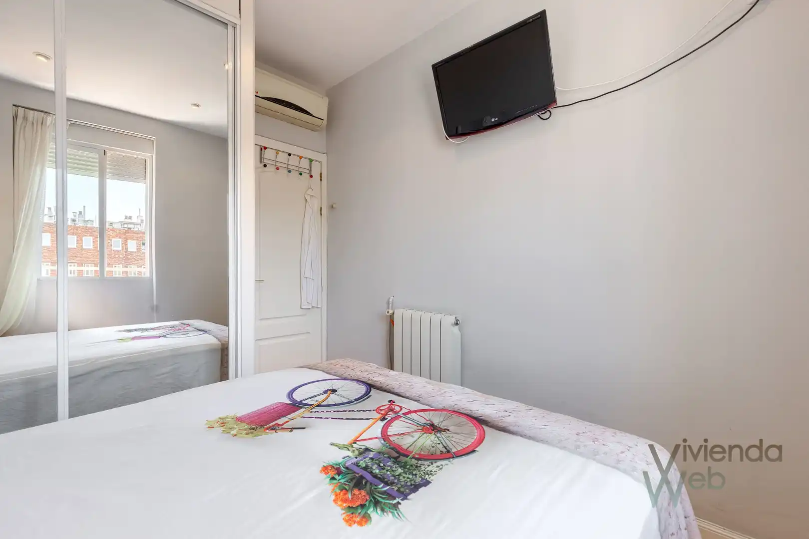 Schlafzimmer von Wohnung zum Verkauf in Madrid mit Klimaanlage, Heizung und Parkett