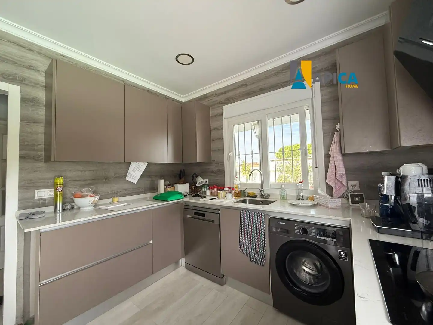 Kitchen of Houses for sale in Chiclana de la Frontera  with Air Conditioner, Terrace and Storage room