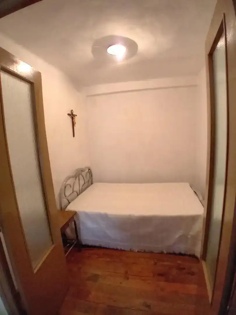 Dormitori de Casa adosada en venda en Cabrejas del Pinar amb Traster, Moblat i Balcó