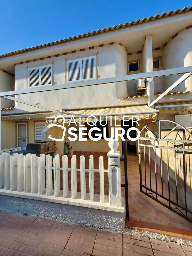 Jardí de Casa o xalet de lloguer en Santa Pola amb Aire condicionat, Calefacció i Terrassa