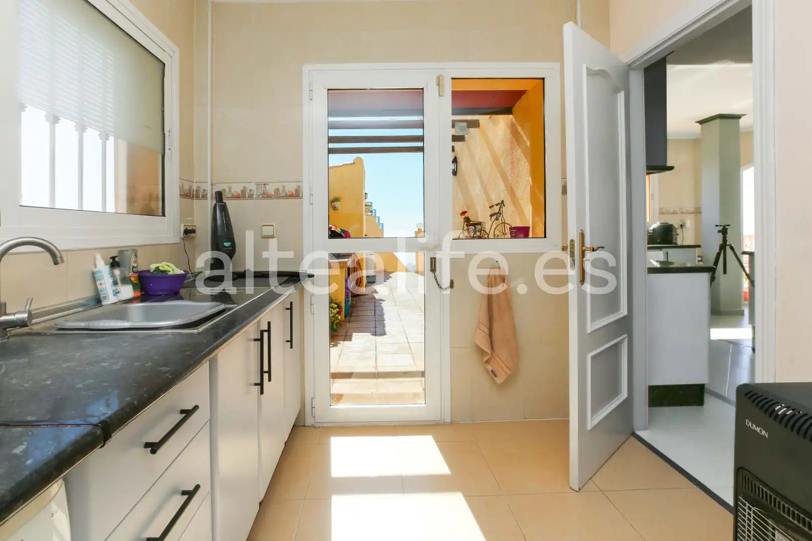 Cocina de Casa o chalet en venta en Altea con Aire acondicionado, Calefacción y Jardín privado