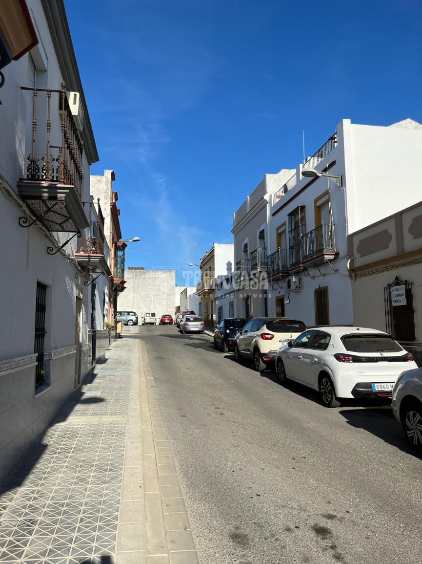 Exterior view of Single-family semi-detached for sale in El Viso del Alcor