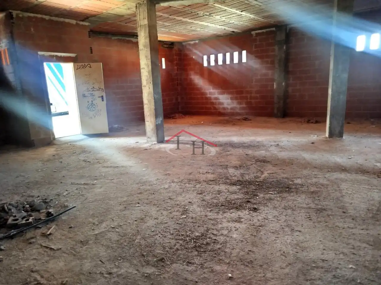 Local comercial en venda a Santiago Apóstol, imagen 2