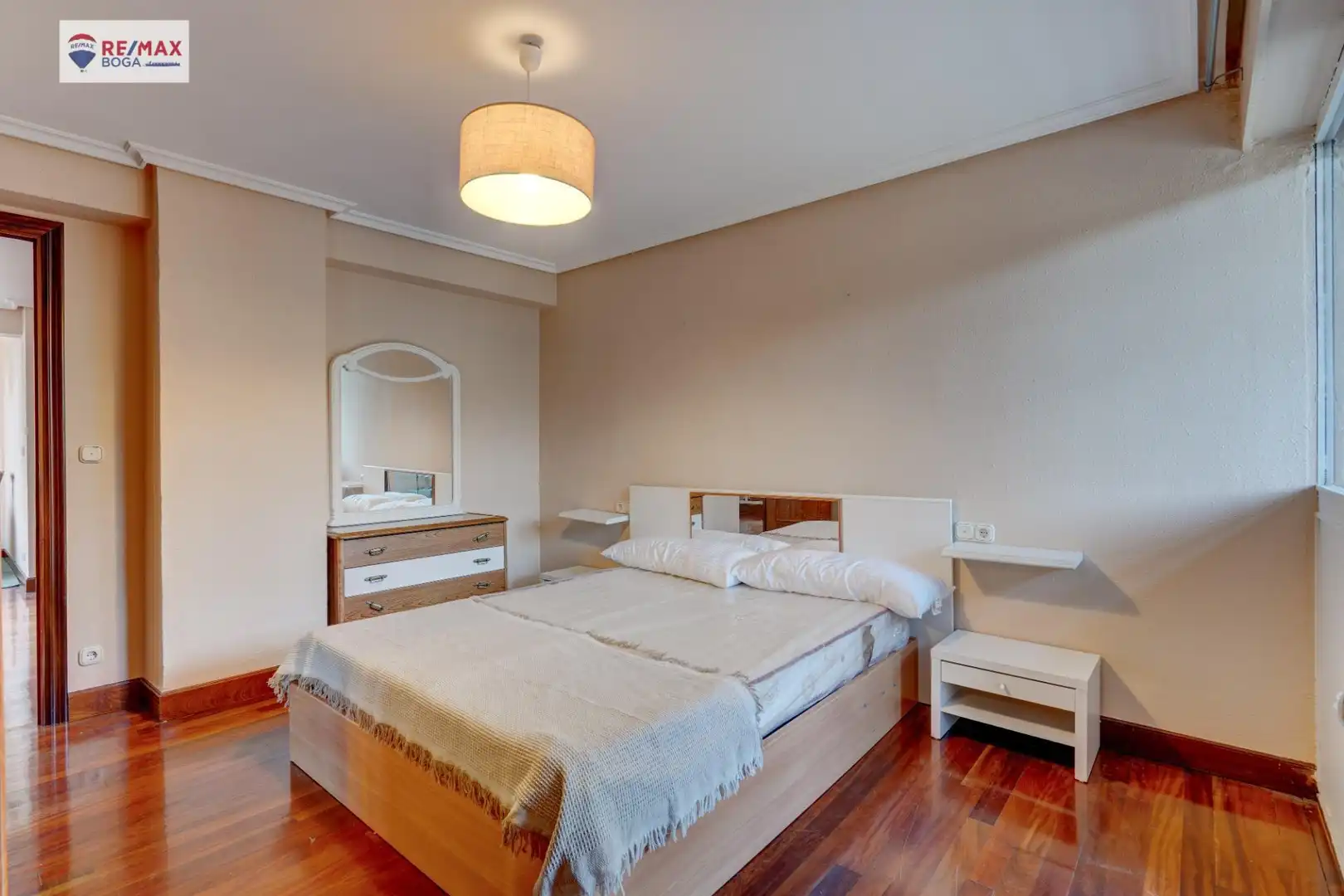 Bedroom of Flat for sale in Errenteria  with Parquet flooring and Furnished
