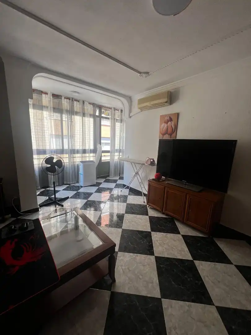 Flat for rent in El Alborgí